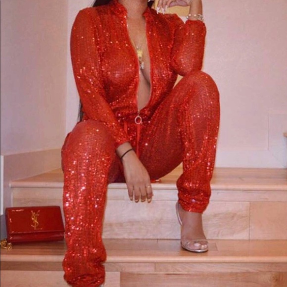 Red Sequin Jumpsuit PERFECT FOR VALENTINE’s DAY❤️ - Picture 3 of 9